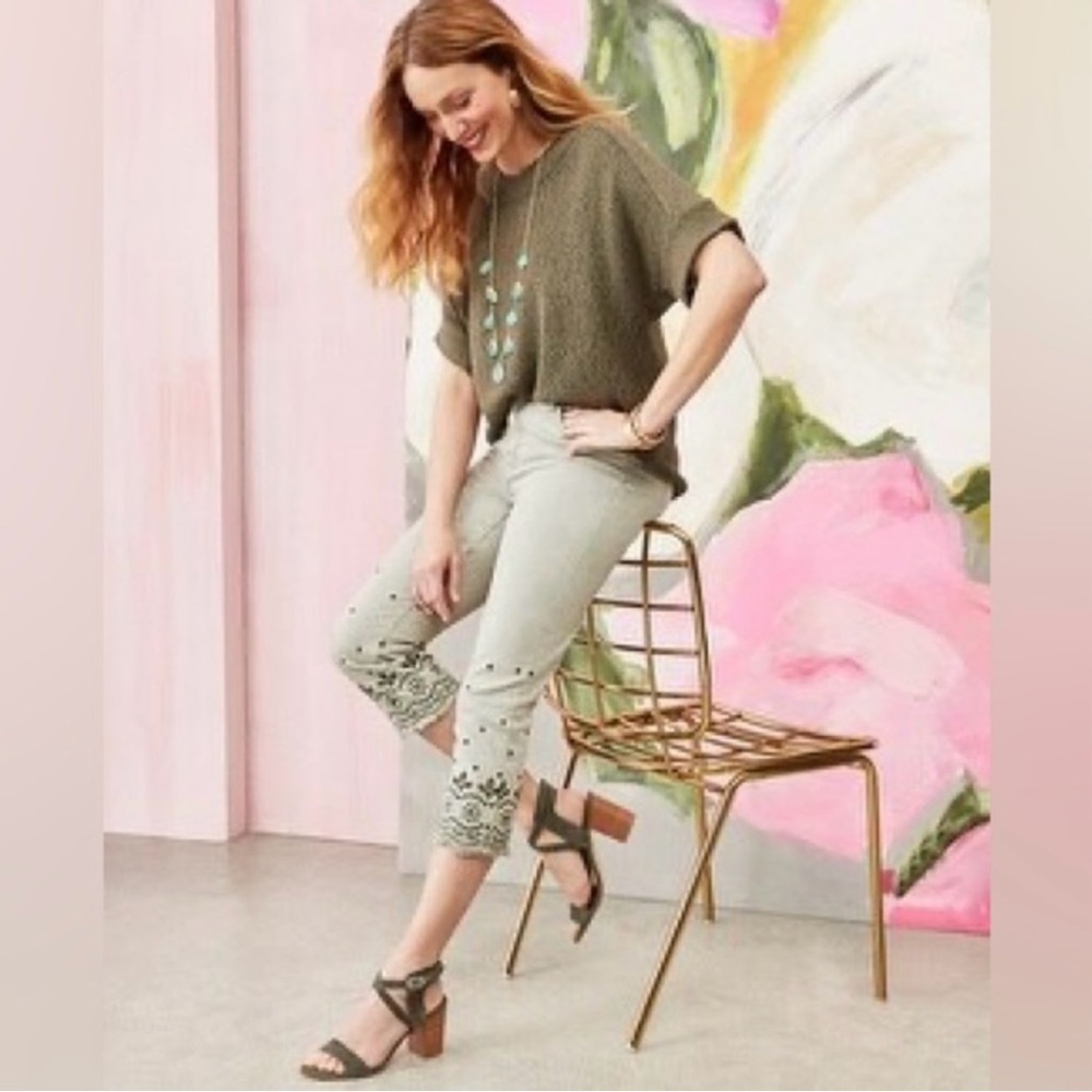 Chico’s So Slimming Girlfriend Slim Leg Lace Hem Crop Jeans Size 16 (Chico’s 3)